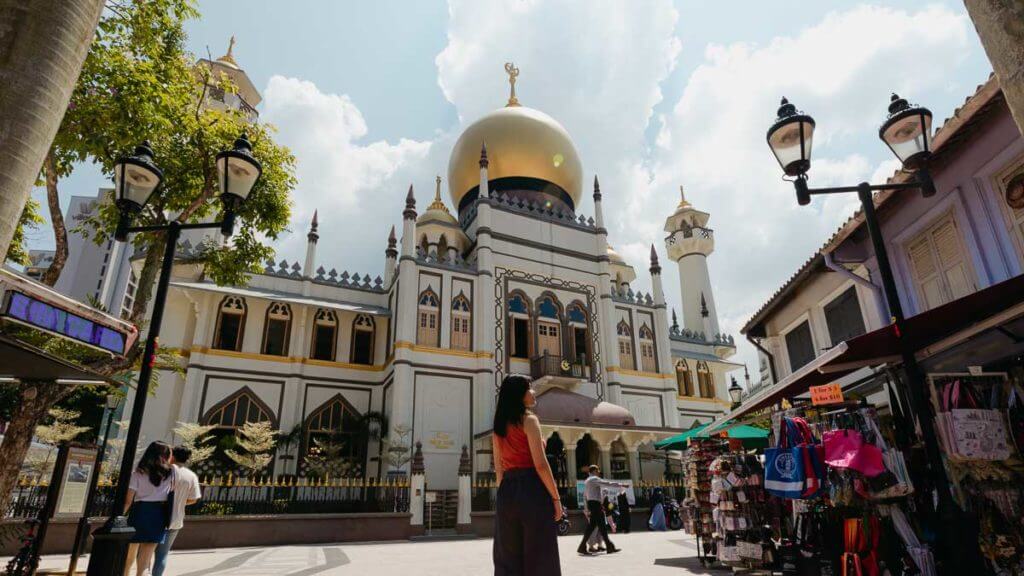 Outside-Sultan-Mosque-in-Kampong-Glam-Singapore-Travel-Guide-1024x576